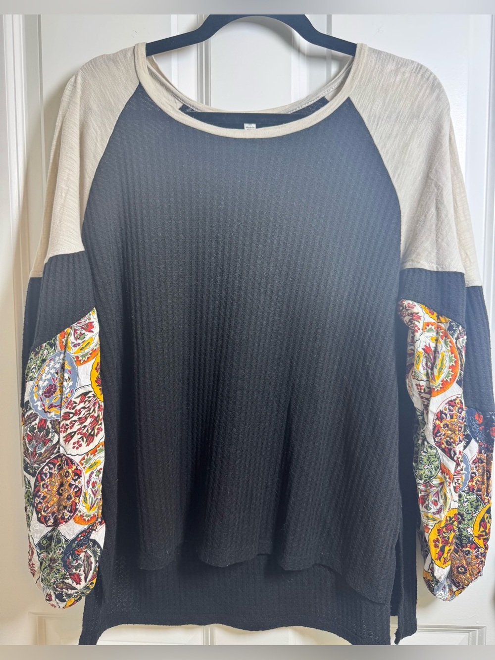 Umgee Waffle Knit Top M Black Floral Balloon Sleeve Boho Tunic